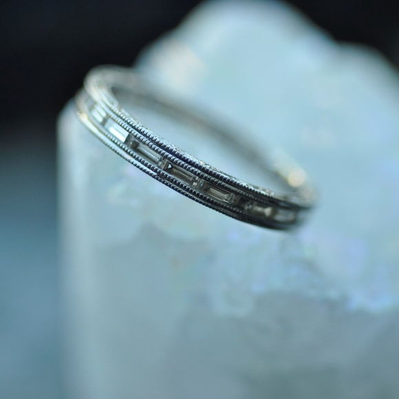 David Klass Engraved 1.04Ct Solid Platinum Baguett - Picture 8 of 12